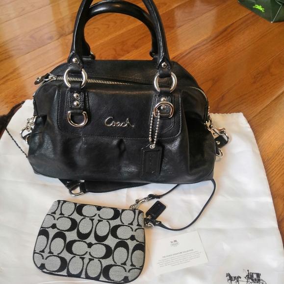 Coach Handbags - Brand new Coach bag and wristlet